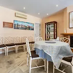 Beachside House בקתה