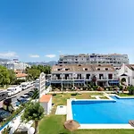 Beachside House בקתה *
