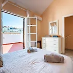 בקתה Beachside House *