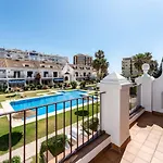 בקתה Beachside House פואנגירולה