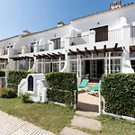 בקתה Beachside House *